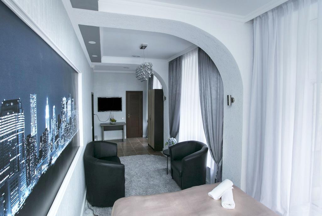 Hotel Avenue Bishkek Exterior foto