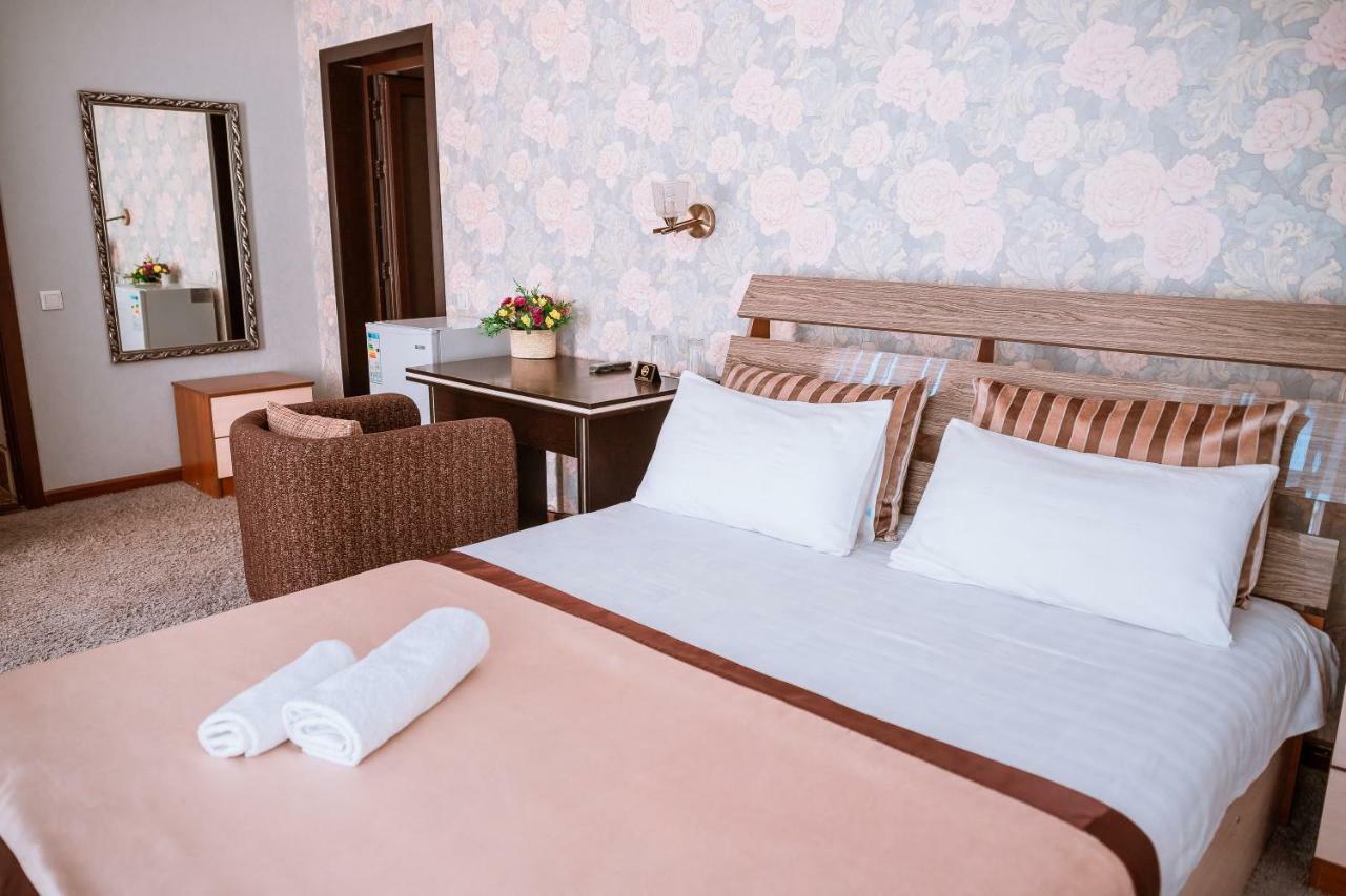 Hotel Avenue Bishkek Exterior foto