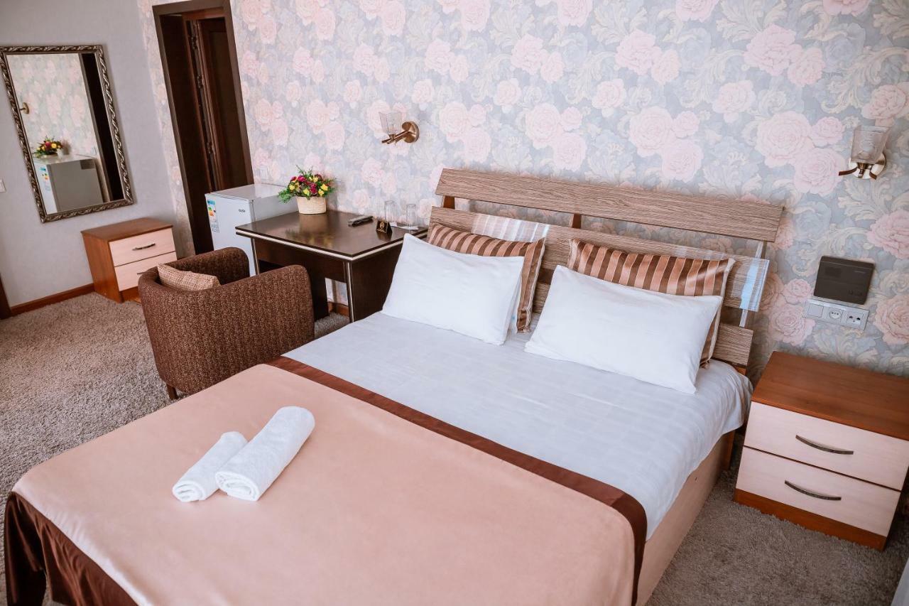 Hotel Avenue Bishkek Exterior foto